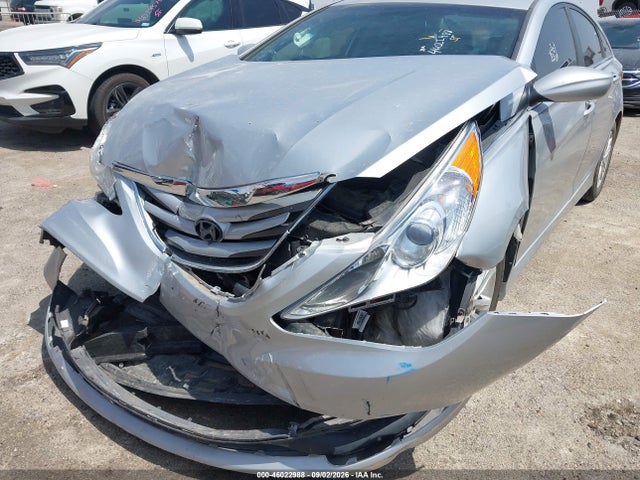 2014 Hyundai Sonata Gls მანქანა იყიდება აუქციონზე, vin: 5NPEB4AC7EH882908, აუქციონის ნომერი: 46022988