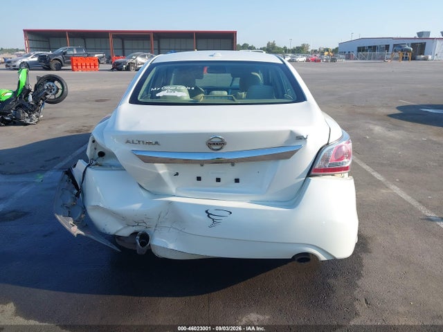2015 Nissan Altima 2.5 Sv მანქანა იყიდება აუქციონზე, vin: 1N4AL3AP6FC462178, აუქციონის ნომერი: 46023001