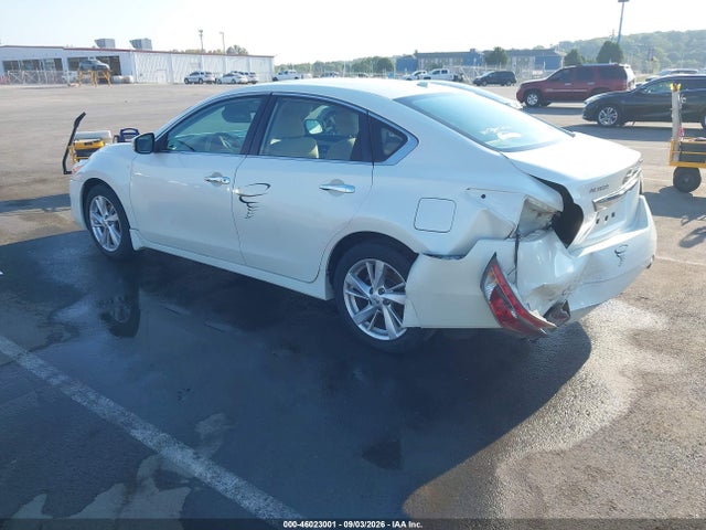 2015 Nissan Altima 2.5 Sv მანქანა იყიდება აუქციონზე, vin: 1N4AL3AP6FC462178, აუქციონის ნომერი: 46023001