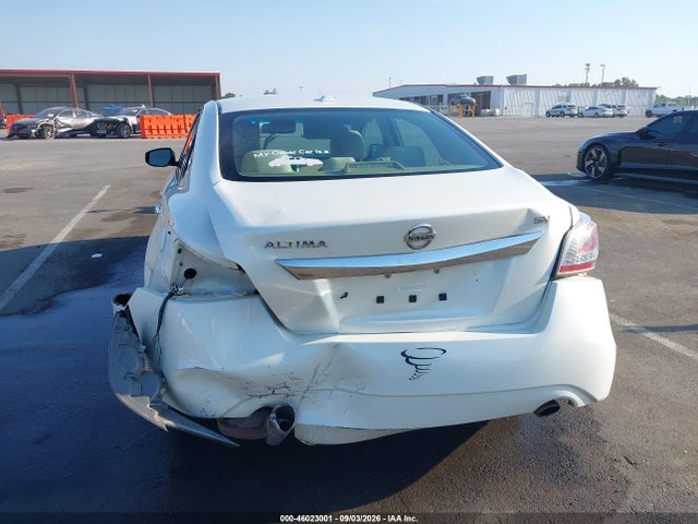 2015 Nissan Altima 2.5 Sv მანქანა იყიდება აუქციონზე, vin: 1N4AL3AP6FC462178, აუქციონის ნომერი: 46023001