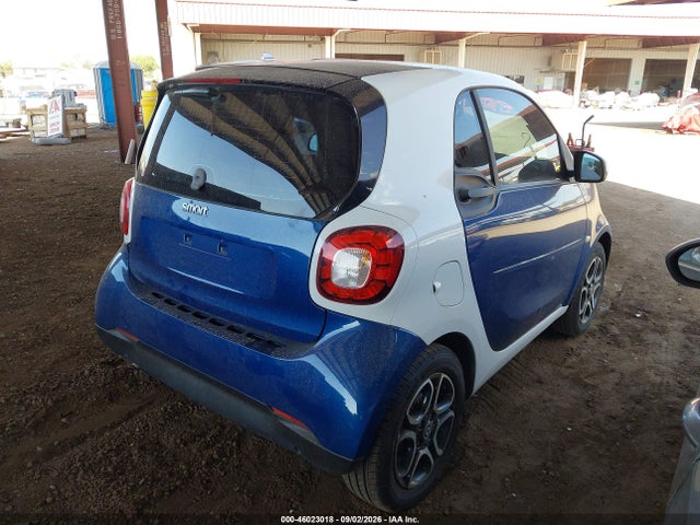 Smart Fortwo Prime 2017 WMEFJ5DA0HK172988 Image 4