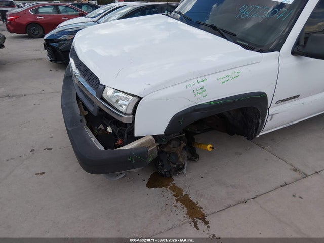 Продажа на аукционе авто 2003 Chevrolet Silverado 2500hd, vin: 1GCHC29U03E112185, номер лота: 46023071