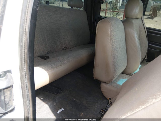 Продажа на аукционе авто 2003 Chevrolet Silverado 2500hd, vin: 1GCHC29U03E112185, номер лота: 46023071