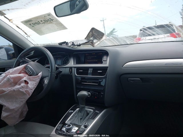 46023092 :رقم المزاد ، WAUBFAFLXEA111071 vin ، 2014 Audi A4 2.0t Premium مزاد بيع