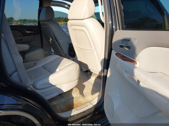 46023093 :رقم المزاد ، 1GNFC13097J123780 vin ، 2007 Chevrolet Tahoe Ltz مزاد بيع