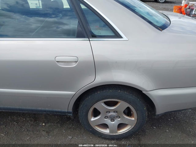46023156 :رقم المزاد ، WAUDH28D4YA173911 vin ، 2000 Audi A4 2.8 مزاد بيع