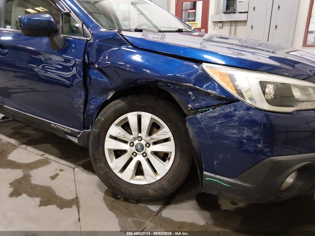 Subaru Outback 2.5i Premium 2015 4S4BSACC3F3325565 Image 6