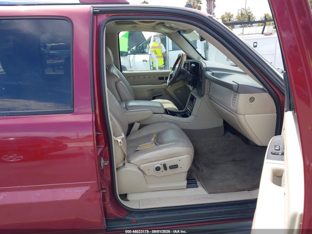 46023179 :رقم المزاد ، 3GYFK66N75G220498 vin ، 2005 Cadillac Escalade Esv Standard مزاد بيع