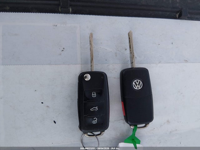 2013 Volkswagen Passat 2.5l S მანქანა იყიდება აუქციონზე, vin: 1VWAP7A31DC137791, აუქციონის ნომერი: 46023201