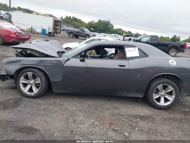 2018 Dodge Challenger Sxt მანქანა იყიდება აუქციონზე, vin: 2C3CDZAG1JH245733, აუქციონის ნომერი: 46023215