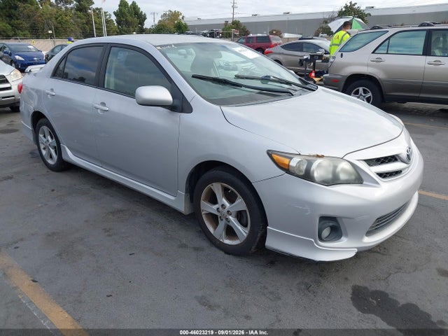 2011 Toyota Corolla S მანქანა იყიდება აუქციონზე, vin: 2T1BU4EE7BC656620, აუქციონის ნომერი: 46023219