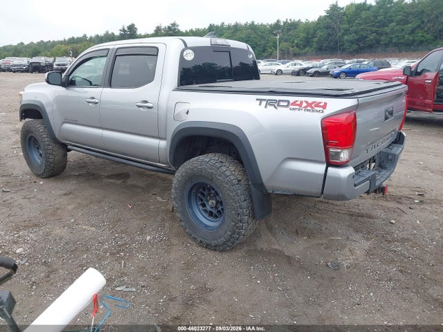 2017 Toyota Tacoma Trd Off Road მანქანა იყიდება აუქციონზე, vin: 5TFCZ5AN8HX108542, აუქციონის ნომერი: 46023277