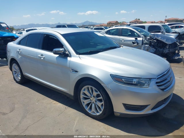 2019 1FAHP2F83KG118325 главное изображение