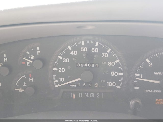 Продаж на аукціоні авто 1998 Lincoln Navigator, vin: 5LMPU28L2WLJ42136, номер лоту: 46023662