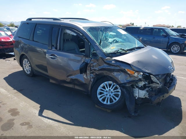 Продаж на аукціоні авто 2016 Toyota Sienna Xle 8 Passenger, vin: 5TDYK3DC1GS731806, номер лоту: 46023680
