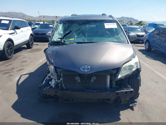 Продаж на аукціоні авто 2016 Toyota Sienna Xle 8 Passenger, vin: 5TDYK3DC1GS731806, номер лоту: 46023680