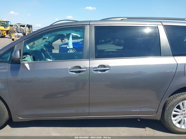 Продаж на аукціоні авто 2016 Toyota Sienna Xle 8 Passenger, vin: 5TDYK3DC1GS731806, номер лоту: 46023680