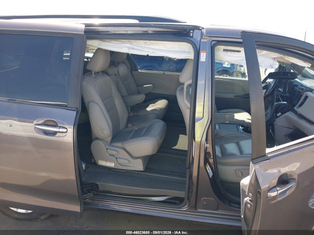 Продаж на аукціоні авто 2016 Toyota Sienna Xle 8 Passenger, vin: 5TDYK3DC1GS731806, номер лоту: 46023680