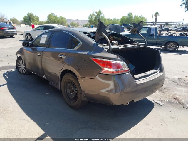 Nissan Altima 2.5 S 2015 1N4AL3AP3FC137374 Image 3