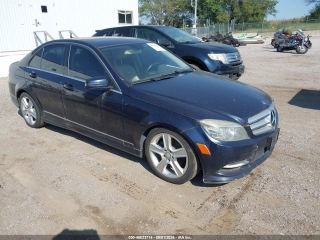 2011 Mercedes-benz C 300 Luxury 4matic/sport 4matic მანქანა იყიდება აუქციონზე, vin: WDDGF8BB3BR134919, აუქციონის ნომერი: 46023714