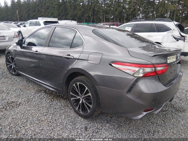 2018 Toyota Camry Se მანქანა იყიდება აუქციონზე, vin: 4T1B11HK4JU116440, აუქციონის ნომერი: 46023722
