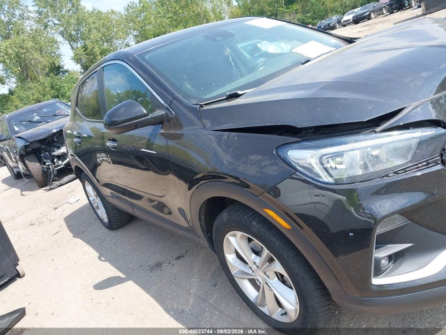 46023744 :رقم المزاد ، KL4MMCSL8NB042825 vin ، 2022 Buick Encore Gx Preferred مزاد بيع
