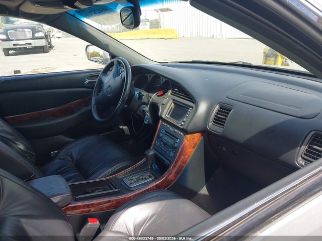 46023749 :رقم المزاد ، 19UUA56791A004402 vin ، 2001 Acura Tl 3.2 مزاد بيع