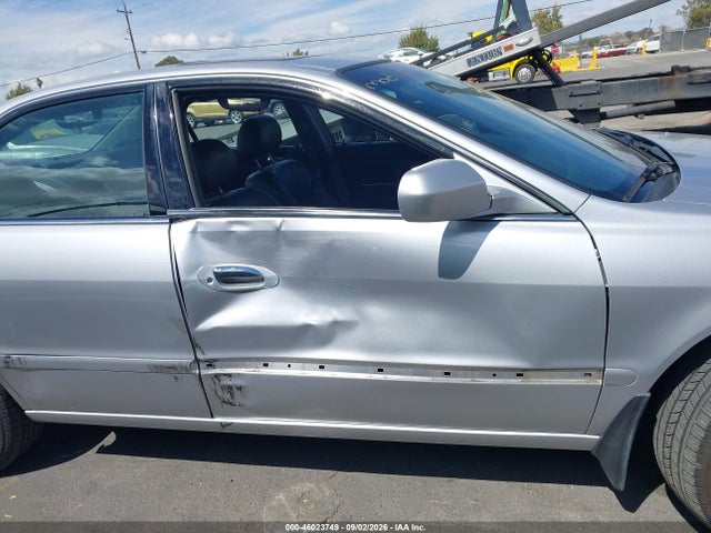 46023749 :رقم المزاد ، 19UUA56791A004402 vin ، 2001 Acura Tl 3.2 مزاد بيع