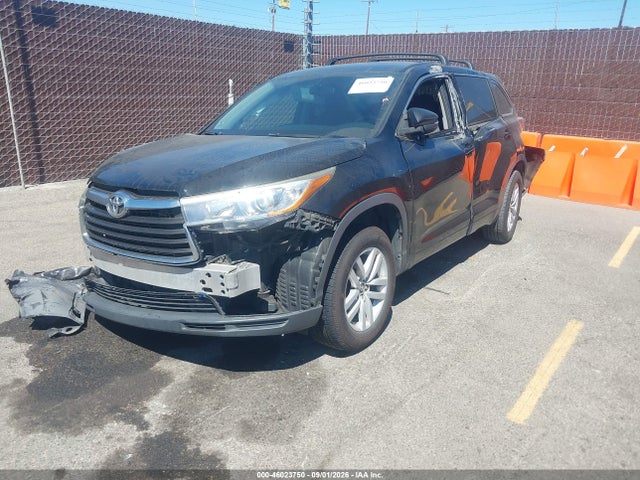 Toyota Highlander Le 2016 5TDZARFH0GS021671 Image 2