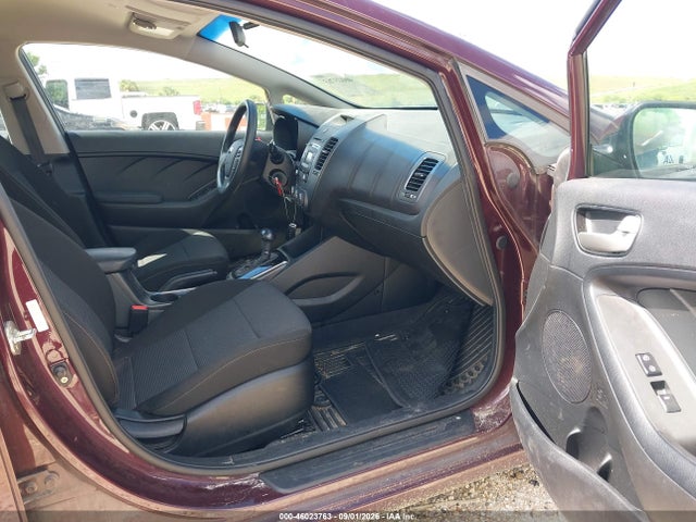 46023763 :رقم المزاد ، 3KPFK4A75JE199529 vin ، 2018 Kia Forte Lx مزاد بيع