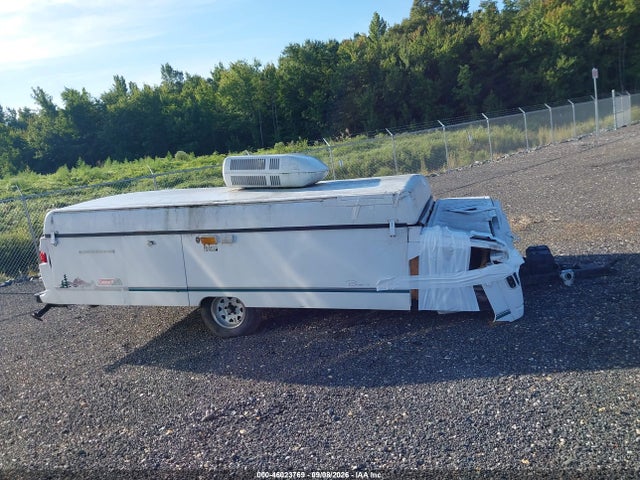46023769 :رقم المزاد ، 4CP678H12X7251574 vin ، 1999 Cole Tent Ca مزاد بيع