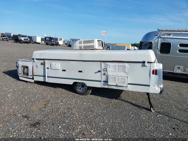 46023769 :رقم المزاد ، 4CP678H12X7251574 vin ، 1999 Cole Tent Ca مزاد بيع