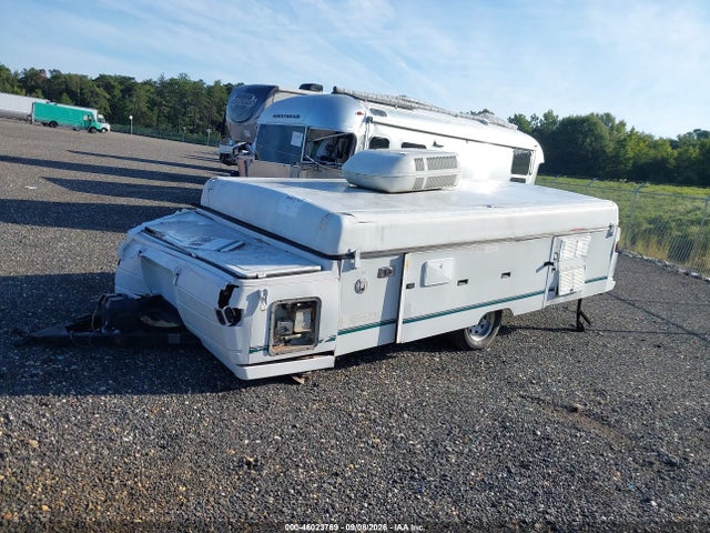 46023769 :رقم المزاد ، 4CP678H12X7251574 vin ، 1999 Cole Tent Ca مزاد بيع