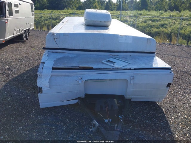 46023769 :رقم المزاد ، 4CP678H12X7251574 vin ، 1999 Cole Tent Ca مزاد بيع