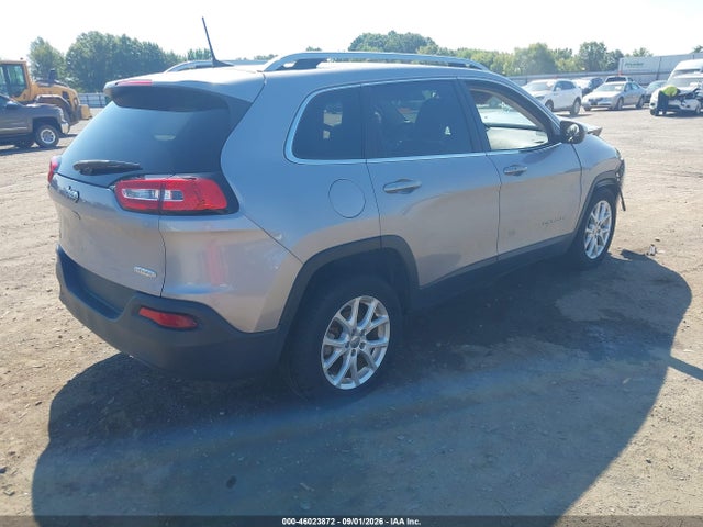 Продаж на аукціоні авто 2018 Jeep Cherokee Latitude Plus Fwd, vin: 1C4PJLLB3JD540074, номер лоту: 46023872