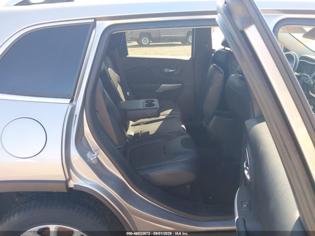 Продаж на аукціоні авто 2018 Jeep Cherokee Latitude Plus Fwd, vin: 1C4PJLLB3JD540074, номер лоту: 46023872