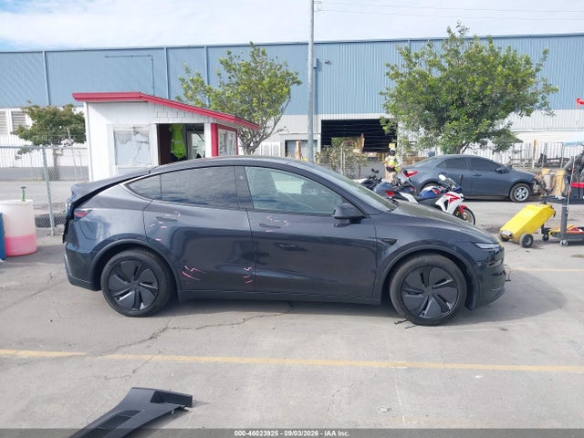 2026 Tesla Model Y All-wheel Drive/long Range Launch Series/premium All-wheel Drive მანქანა იყიდება აუქციონზე, vin: 7SAYGDEE4TF404969, აუქციონის ნომერი: 46023925