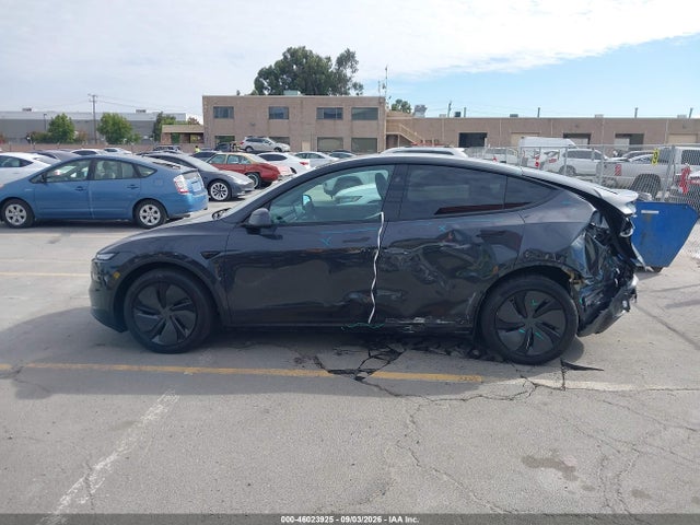 2026 Tesla Model Y All-wheel Drive/long Range Launch Series/premium All-wheel Drive მანქანა იყიდება აუქციონზე, vin: 7SAYGDEE4TF404969, აუქციონის ნომერი: 46023925