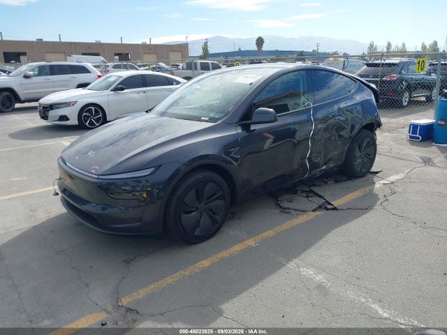 2026 Tesla Model Y All-wheel Drive/long Range Launch Series/premium All-wheel Drive მანქანა იყიდება აუქციონზე, vin: 7SAYGDEE4TF404969, აუქციონის ნომერი: 46023925
