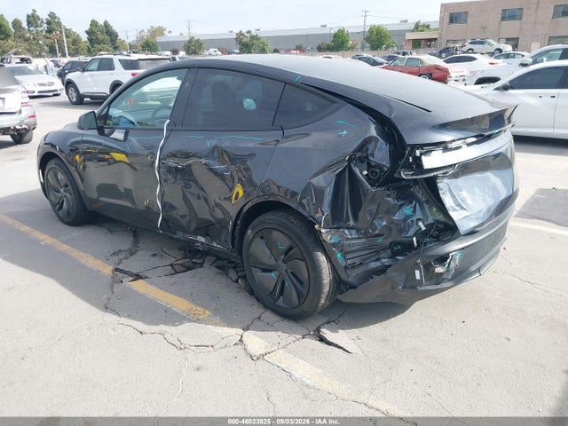 2026 Tesla Model Y All-wheel Drive/long Range Launch Series/premium All-wheel Drive მანქანა იყიდება აუქციონზე, vin: 7SAYGDEE4TF404969, აუქციონის ნომერი: 46023925