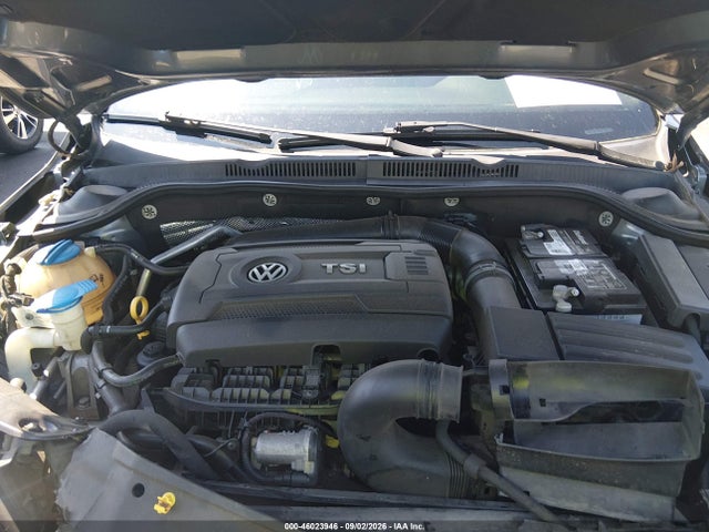 46023946 :رقم المزاد ، 3VWD17AJ0FM325314 vin ، 2015 Volkswagen Jetta 1.8t Sport مزاد بيع