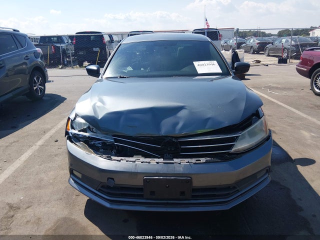 46023946 :رقم المزاد ، 3VWD17AJ0FM325314 vin ، 2015 Volkswagen Jetta 1.8t Sport مزاد بيع