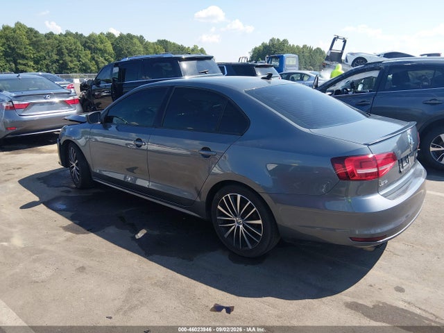 46023946 :رقم المزاد ، 3VWD17AJ0FM325314 vin ، 2015 Volkswagen Jetta 1.8t Sport مزاد بيع