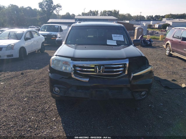 46023962 :رقم المزاد ، 5FNYF4H97CB058057 vin ، 2012 Honda Pilot Touring مزاد بيع