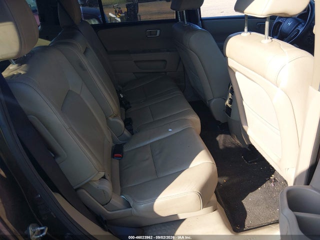 46023962 :رقم المزاد ، 5FNYF4H97CB058057 vin ، 2012 Honda Pilot Touring مزاد بيع