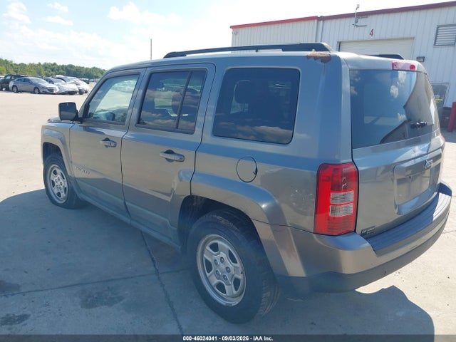 46024041 :رقم المزاد ، 1J4NT1GB7BD171487 vin ، 2011 Jeep Patriot Sport مزاد بيع