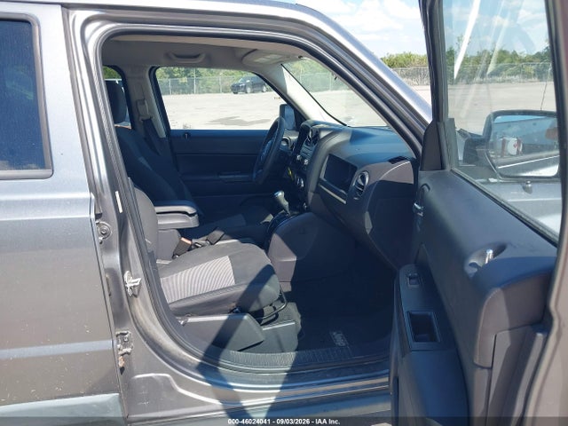 46024041 :رقم المزاد ، 1J4NT1GB7BD171487 vin ، 2011 Jeep Patriot Sport مزاد بيع