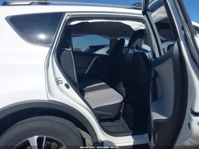 Aukcja sprzedaży 2018 Toyota Rav4 Xle, vin: JTMWFREV4JJ746559, numer aukcji: 46024043