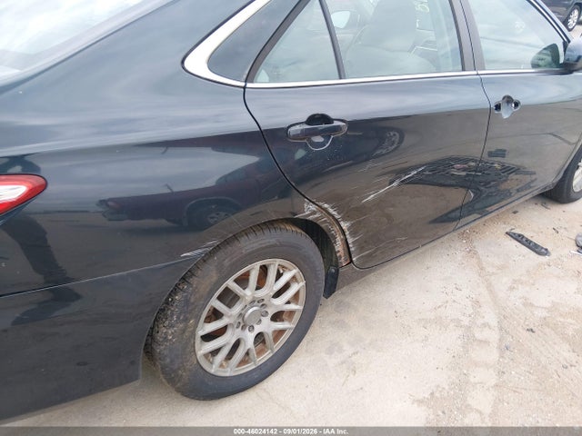 4T4BF1FK7FR465674 Toyota CAMRY LE