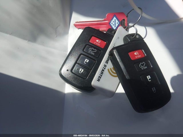Продаж на аукціоні авто 2015 Toyota Rav4 Limited, vin: 2T3YFREV7FW215485, номер лоту: 46024164